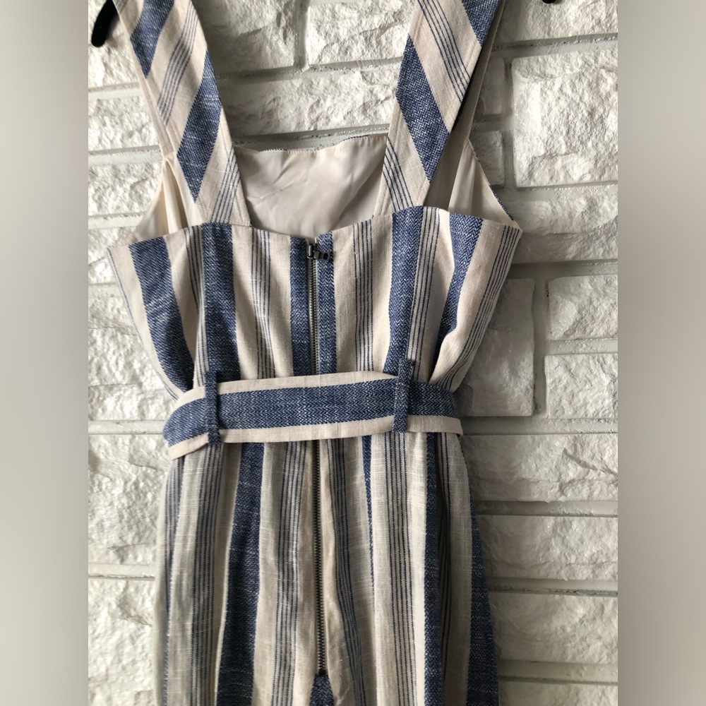 Alice + Olivia Marty Belted Striped Linen-Blend Jumpsuit - Picture 11 of 16